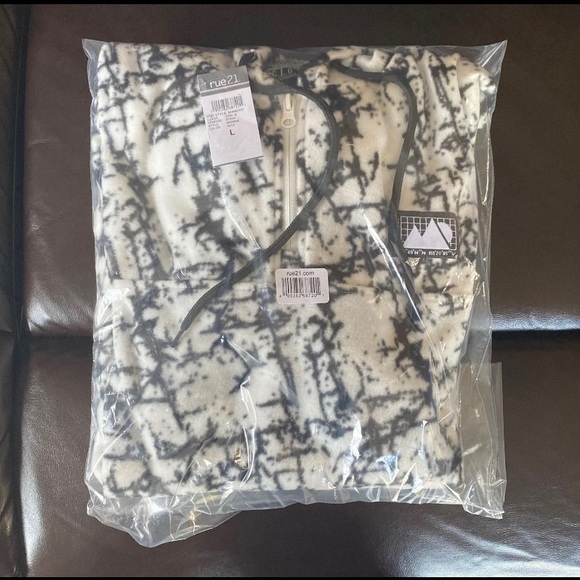 Men's White Marble Print Half Zip Hoodie - Picture 3 of 4